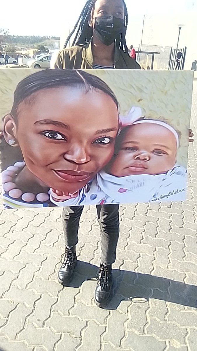 tandmpalletsde1's tweet photo. New week let us grind some more..... #wallphotobopard #SavageBeautyNetflix #malema #picnpay #Somizi https://t.co/mFJwBHdZBz
