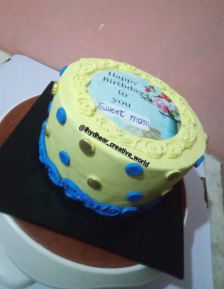 ladylhydhear's tweet photo. A beautiful cake for a Grandma. #cake_by_lhydhear_creative_world #LCW #cakesinibadan  #cakesinibadan💖💖 #ibadanbaker  #baptistbaker #referal https://t.co/wlTTMNEZV7