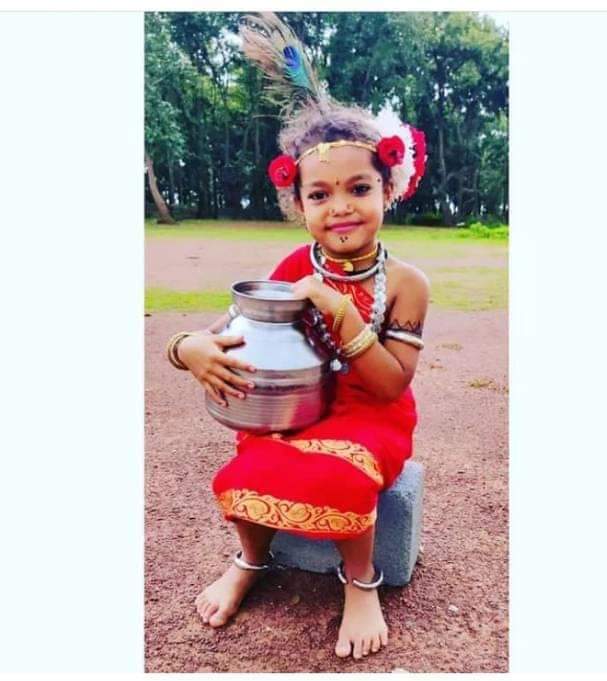 Tilak_NetamGond's tweet photo. #INDIGENOUS #IndigenousThoughts
#IndigenousIndianPeople
#KoitoorIndian
#GondGondiGondwana
हमारे आने वाली भबिष्य कुछ अच्छे होंगे पहले से बेहतर जल जंगल जमीन की अधिकार प्राप्त हुए होंगे । 
#सेबजोहार🙏
 #SebaJohar🙏 https://t.co/gYhjbwZbdp