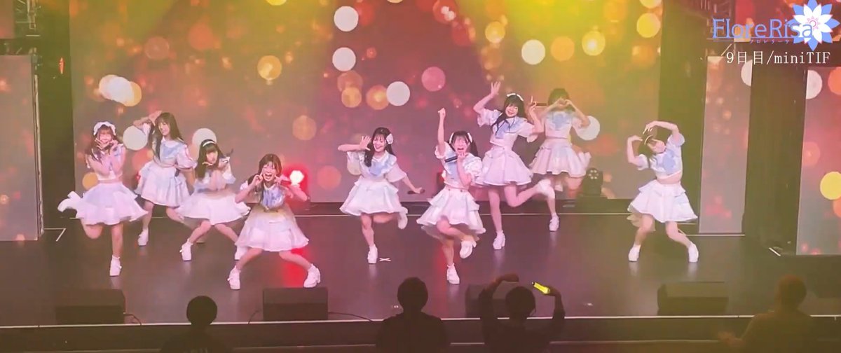 ureshinse's tweet photo. 最近ぺれちゃん作詞のこの曲好きでよく聞いてる♪
「君恋Days」
#elseed
#FloreRisa
#MISATO提供曲 https://t.co/1MtbIPHnGD