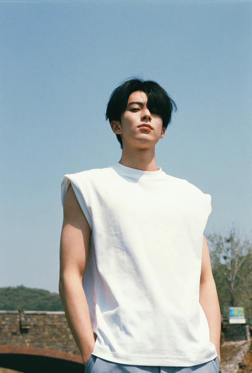 WangDylanPH_'s tweet photo. 王鹤棣_Dylan weibo update
-------

Dylan Wang's team shares behind the scene photos. 

#王鹤棣
#DylanWang
#WangHeDi
#WangDylanPH https://t.co/g8P6l4geUG