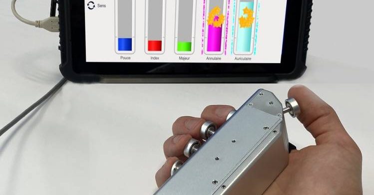 Erganeo's tweet photo. La start-up #Dextrain, issue d'@Erganeo, développe un #dispositif pour retrouver la #dextérité. L’instrument de mesure quantitative, Dextrain Manipulandum, évalue la motricité fine. @FaireFaceInfos @Univ_Paris @Inserm
👉https://t.co/5tMncHb0HZ📃 #innovation #technologie https://t.co/wI4xxsghF6