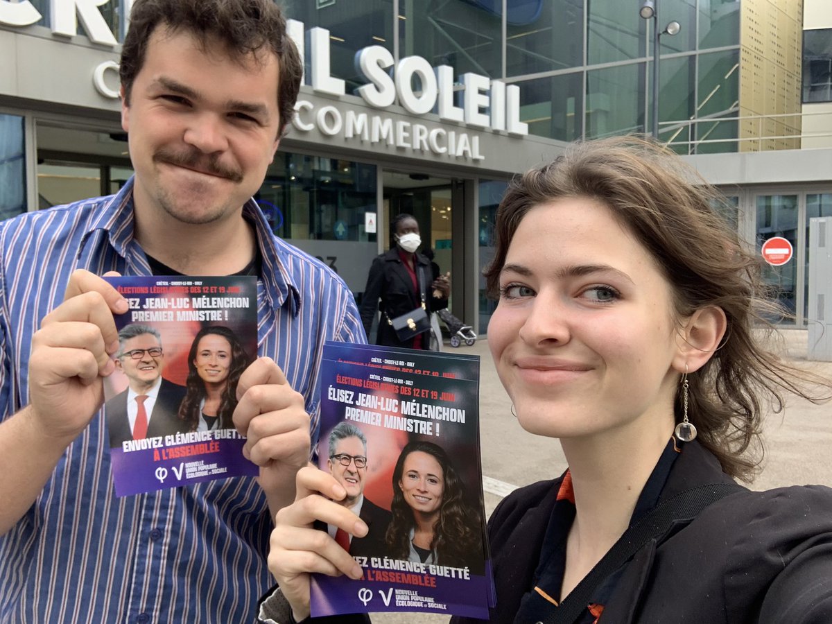 ClementAgostini's tweet image. Ce matin, on occupe encore le terrain ! 

Tractage devant le centre commercial Créteil Soleil pour @Clemence_Guette !

Ici, l'espoir est là, on va gagner ! 

#MelenchonAMatignon #Guette2022