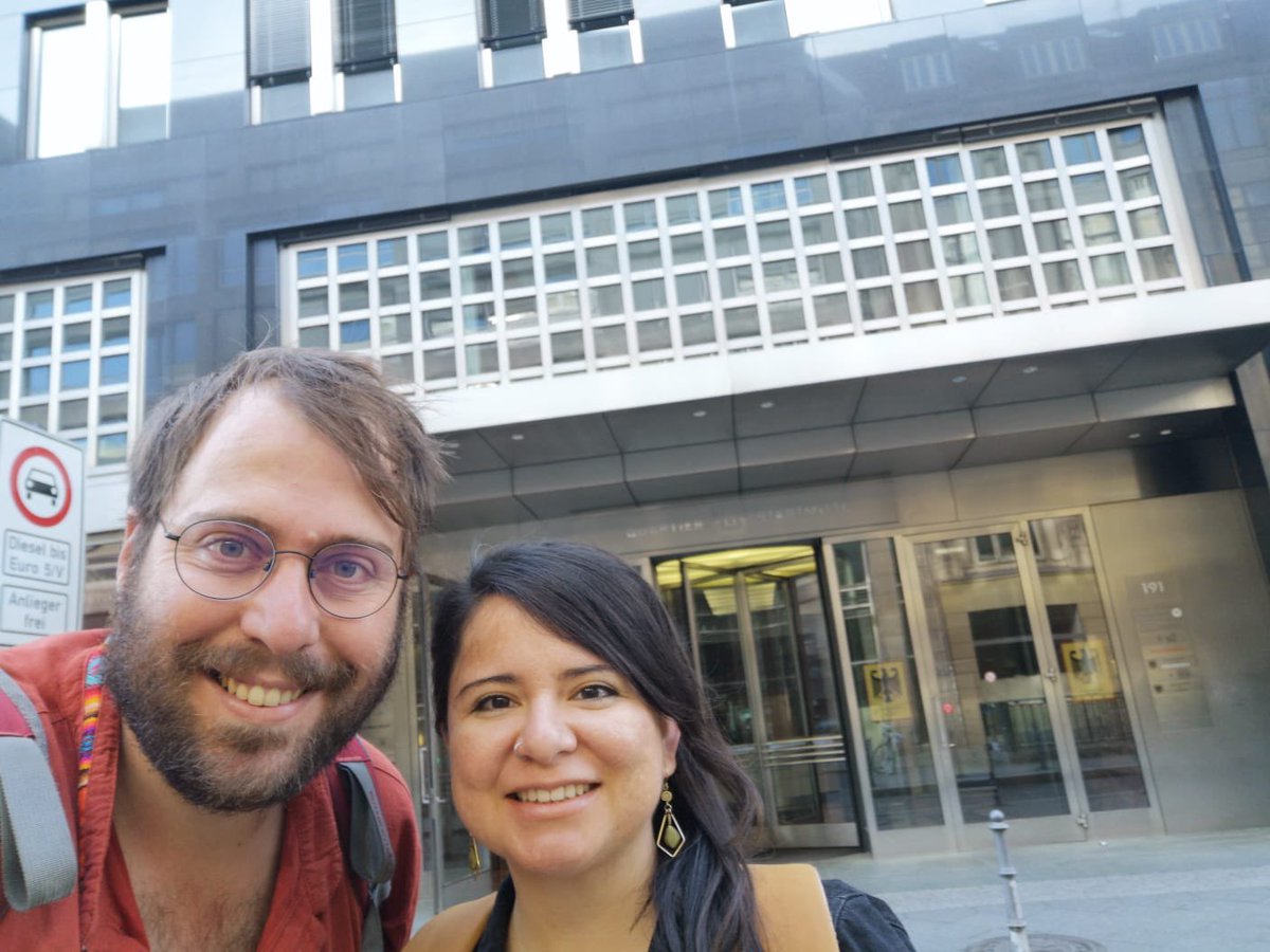 Science_Vaga's tweet photo. Aujourd'hui, journée d'étude #journalisme &amp; #SHS au @CentreMarcBloch, à #Berlin 🇩🇪, où nous projetons 
🎬#VoyageAutourDesSciences. 
Un grand merci aux organisateurs pour l'invitation ! @herms_k https://t.co/IN8nGmS9s1