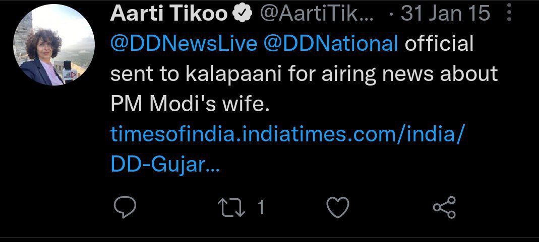 kr_narrative's tweet photo. @kavita_tewari Kashmiri Pandit Dalals who used to make money doing activism in the past, have now lost their dalali shops by Modi... So many of them switched side now infiltrated in RWs camps, and when time comes suddenly they start speaking against modi and provoke others also... Beware ❗😡 https://t.co/M9EJ0aBLei