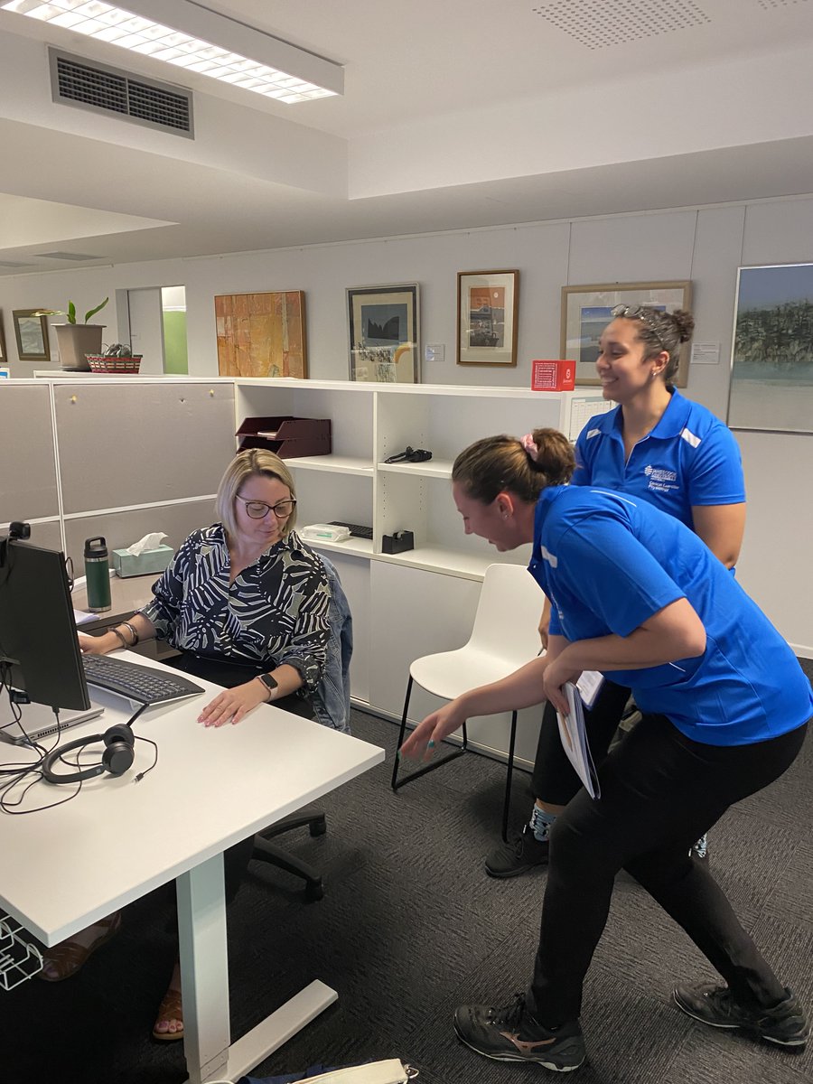 JCULibrary's tweet photo. A pride of OT students descended on the Mabo library this morning to practise workplace assessments. Sometimes we'll even lend you the librarians!
#guineapigs #MaboLibrary #JCUTownsville #jcuot https://t.co/J81H2LTaHb