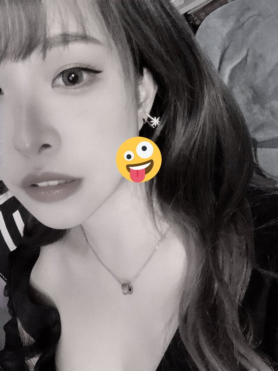 我是小妖怪
逍遙又自在😈😈