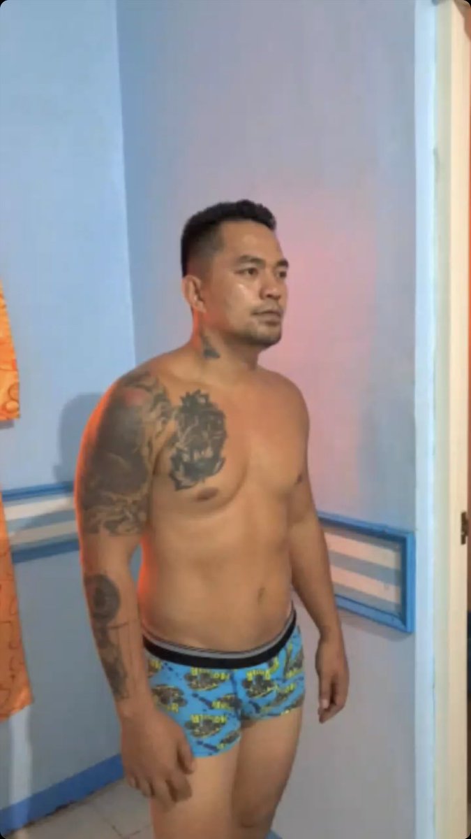 LibogAko2014's tweet photo. Sarap pa din ni Daddy Joey! Daks ba siya?

#alter #alterph #pinoydaks #pinoydaddy #tatay #sarapngdaddy #sarapngpinoy #alterpinoy #alterworld #AlterManila #jakol #PINOYJAKOL https://t.co/uO1l0nMpgt