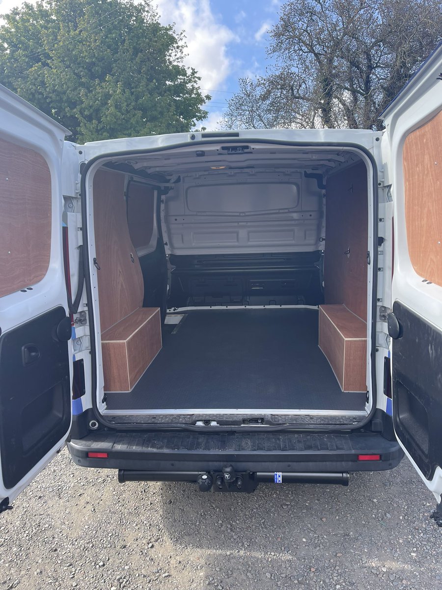 ni_ultra's tweet photo. Thank you to the guys in @vanlineni for upgrades to one of our vans 👏🏻🤩

✅ Sohano plyline kit
✅ Flange tow bar
✅ 7 pin tow bar electrics
✅ Solo penny vinyl floor 

#van #vanupgrades #plyline #plylined #plylinevans #towbar #towbars #towbarfitting #renault #renaulttrafic https://t.co/RFrRulH2K4