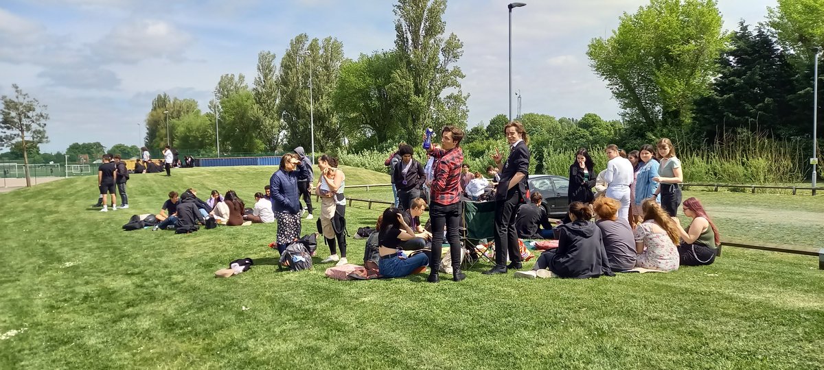 3RiversSurrey's tweet photo. Year 13s enjoying their leavers picnic on friday. We are going to miss you all! https://t.co/tpSZ6yv4Ez