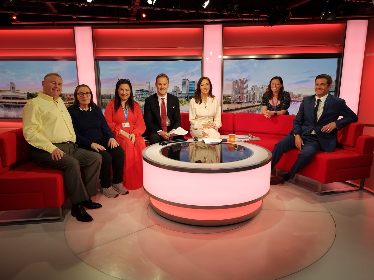 Amazing interview about the importance of timely diagnosis to launch #DAW22 with the absolutely inspiring Bill and Jo 💙 @BBCBreakfast @alzheimerssoc @ChrisLarkin2