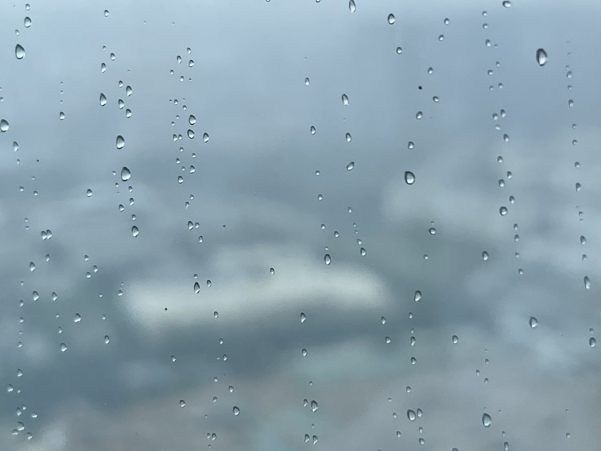 GavinAssassin's tweet photo. 下雨天☔️ https://t.co/w9xDdjejiZ