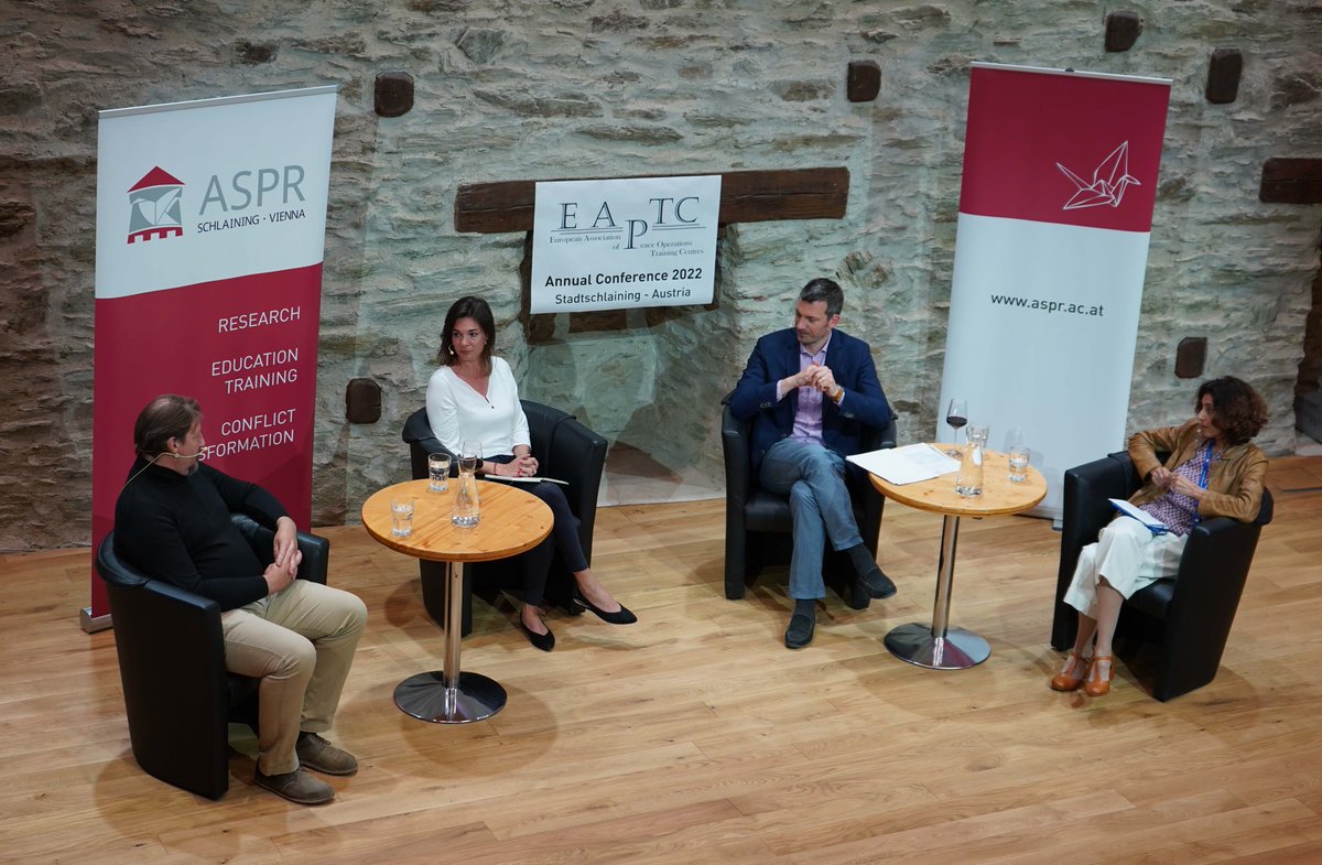 ACP_Schlaining's tweet photo. We start the week with a review & highlight of the previous week: the EAPTC conference in Stadtschlaining/Austria with about 40 participants, and an outlook: become part of the international network NOW - further information https://t.co/hbYSGrZ2oE
@ZIF_Berlin https://t.co/EZMvJ5khXu