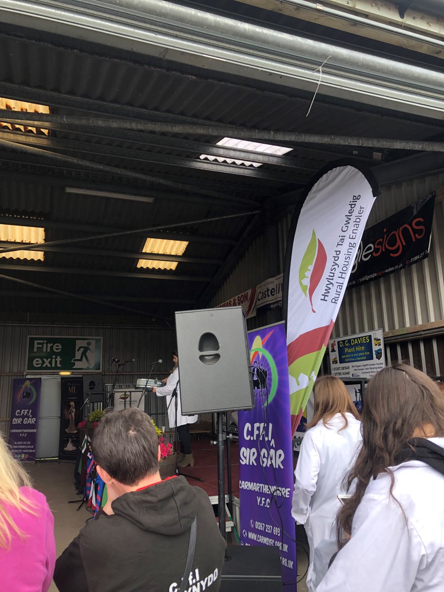 Diwrnod braf o dywydd a chystadlu yn Rali <a href="/cffisirgar/">CFfI Sir Gâr YFC</a> ddydd Sadwrn. Hyfryd cefnogi mudiad bywyd cefn gwlad.
Great weather and competing in the YFC Rally in Carmarthenshire on Saturday. Great to support an organisation supporting rural life.