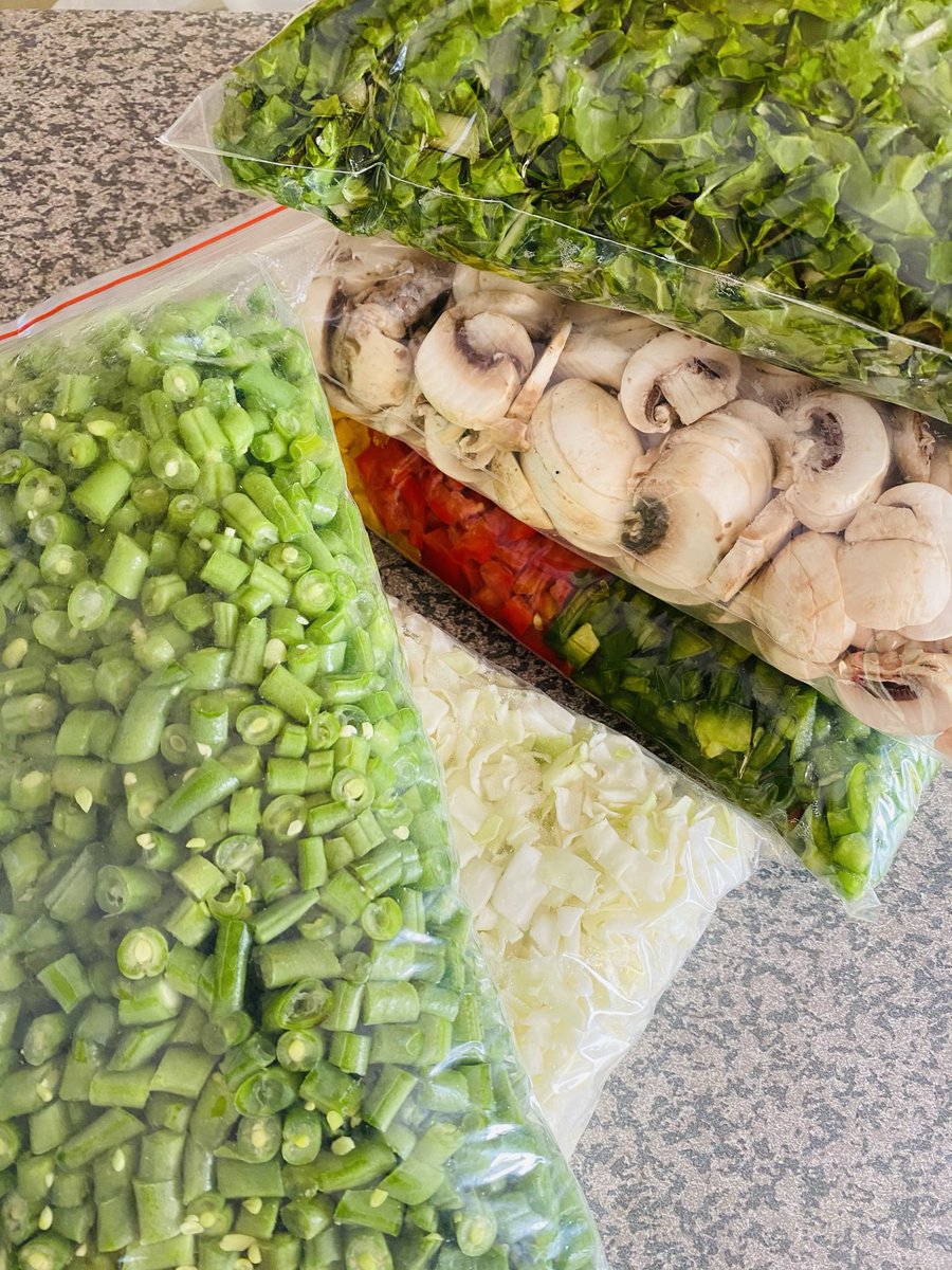 choppedveggies2's tweet photo. Good morning Everyone! 

Make sure to place your orders at least a day in advance 🥳🤍

Call or WhatsApp us on 0815516231

#mondaythoughts #Trending #HealthyEating #SmallBusiness https://t.co/G6xo7RG5Zi