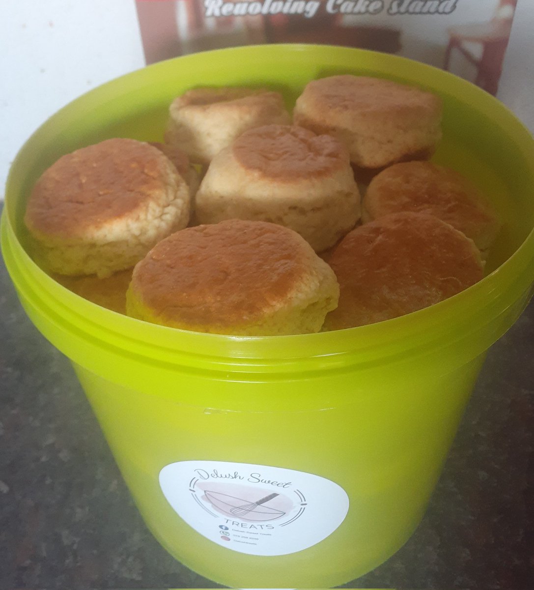 Sharon_Luciah's tweet photo. Nothing beats a cup of tea with our freshly baked Scones and biscuits.
Find contact details and pricelist on the attached pictures. 

Please support a sister, your support will be highly appreciated #ValueForMoney
#GuaranteedFreshness
#SmallBusiness
#GirlTalkZA
#DjSbu https://t.co/NovKY4GxUQ