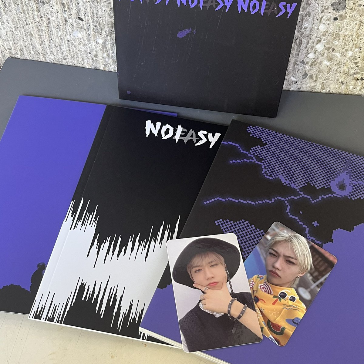 ddalgicart_'s tweet photo. wts lfb ph

stray kids noeasy album set
♡ 300 ea set album + pc
♡ payo / 24h reservation
♡ sco / ggx
♡ can do payment through shapi but w addtl service fee

🏷 bang chan lee know changbin hyunjin han felix seungmin noeasy https://t.co/Lc4Jf3jIhs