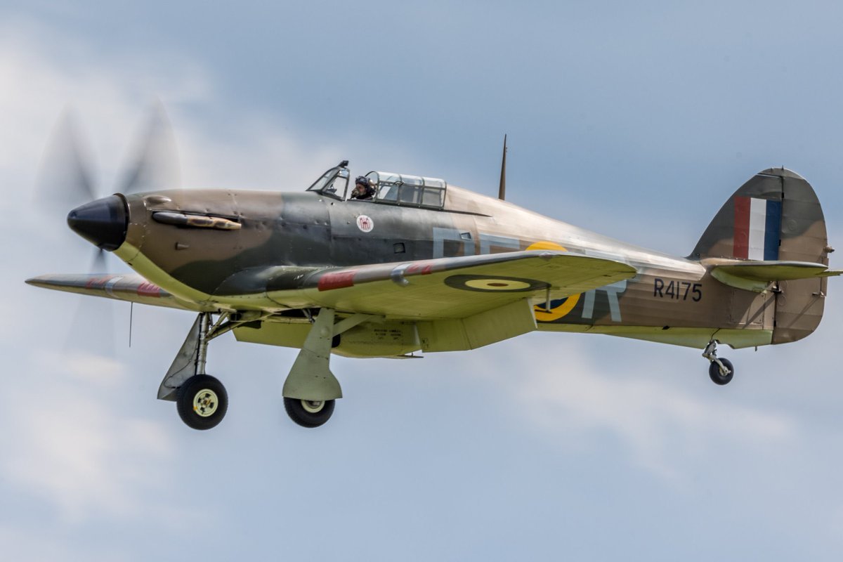 ShutterbugWGC's tweet photo. Dave Harvey on finals in the Historic Aircraft Collection’s Hawker Hurricane Mk. XII at Duxford’s VE Flying Day on the 7th May ⁦@Love4aviation⁩ ⁦@IWMDuxford⁩ ⁦@DuxfordAirshows⁩ ⁦@FlyPastMag⁩ ⁦@FlightPolish⁩ @AviateAddict⁩ #AvGeek #FlyingDays https://t.co/yrseyAMRxx