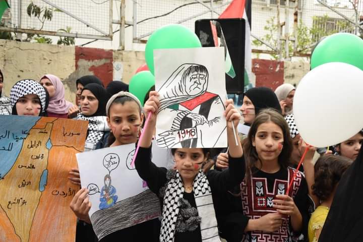 IntimaaPal's tweet photo. "جمعية زيتونة للتنمية الاجتماعية" تحيي  النكبة بوقفة تضامنية في عين الحلوة
#فلسطين_تجمعنا_والعودة_موعدنا
#النكبة74
#انتماء2022 https://t.co/inMvfKt3Pd