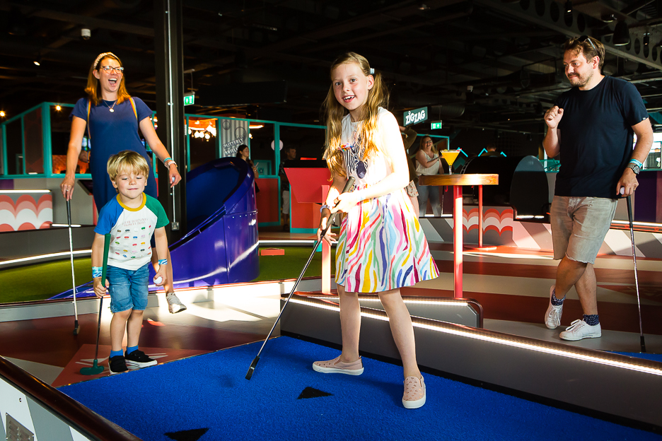 puttstarsuk's tweet photo. Shake off the Monday blues with our fun-filled Eat, Drink &amp; Putt offer 🍕⛳

Perfect for after school fun that the 'hole' family can enjoy!

Swing by today 👉 https://t.co/xqcYWIsogR

#MondayMotivation #MiniGolfMaxiFun #Puttstars https://t.co/groLi2BZka
