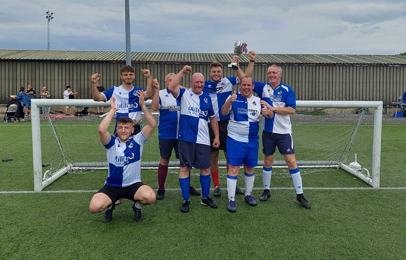 ClevedonTwnWkFB's tweet photo. We hosted a brilliant walking football festival yesterday to celebrate Sam Hibbs's lifetime membership award. All proceeds go to Shelter. @ClevedonTownFC players joined our players for a celebration of walking football. The Quarters won the Bob Pountney trophy. Seasiders! https://t.co/4oviwOWEO8