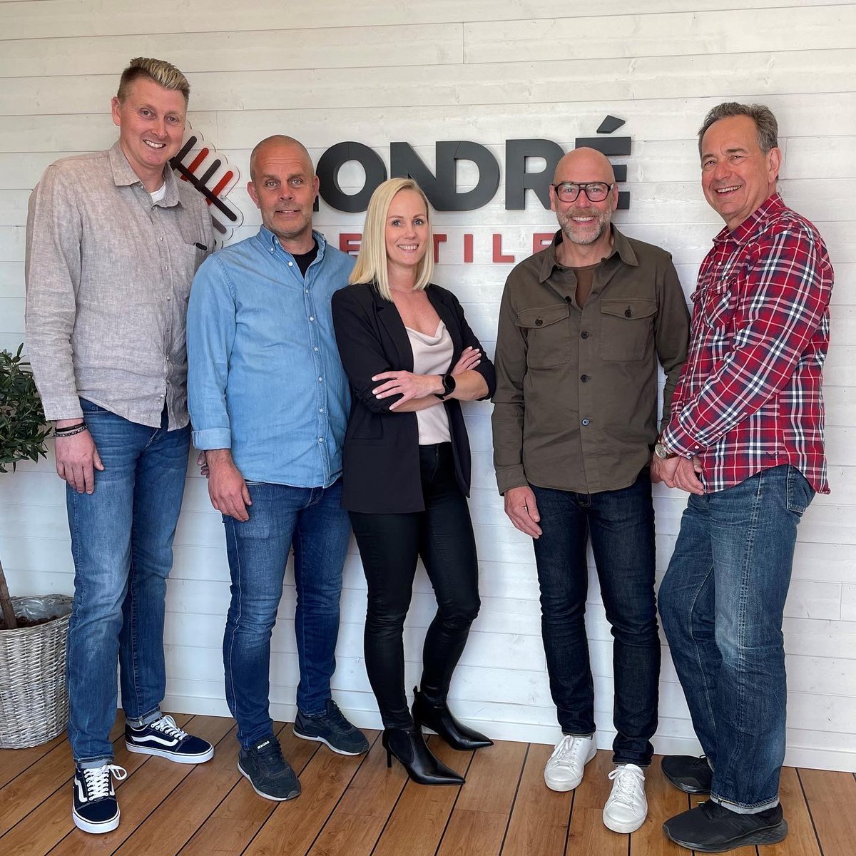 Londré Textiles i Borås är en av Sveriges ledande producenter av accessoarer inom textil och mode. Nu firar bolaget 60 år och förstärker verksamheten med fler delägare.

teko.se/aktuellt/nyhet…