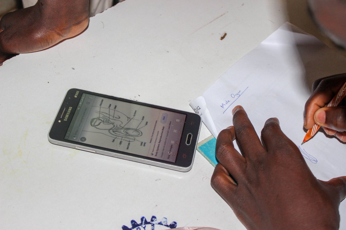 PaaMoja's tweet photo. SEKETE cohort one!
In collaboration with @CMETrust , we were able to conduct a one week Sexual Education program in which 11 participants from @CMETrust high school program benefited.
Day 1 was all about familiarizing ourselves with the reproductive system of an adolescent https://t.co/JHByXMdfU5