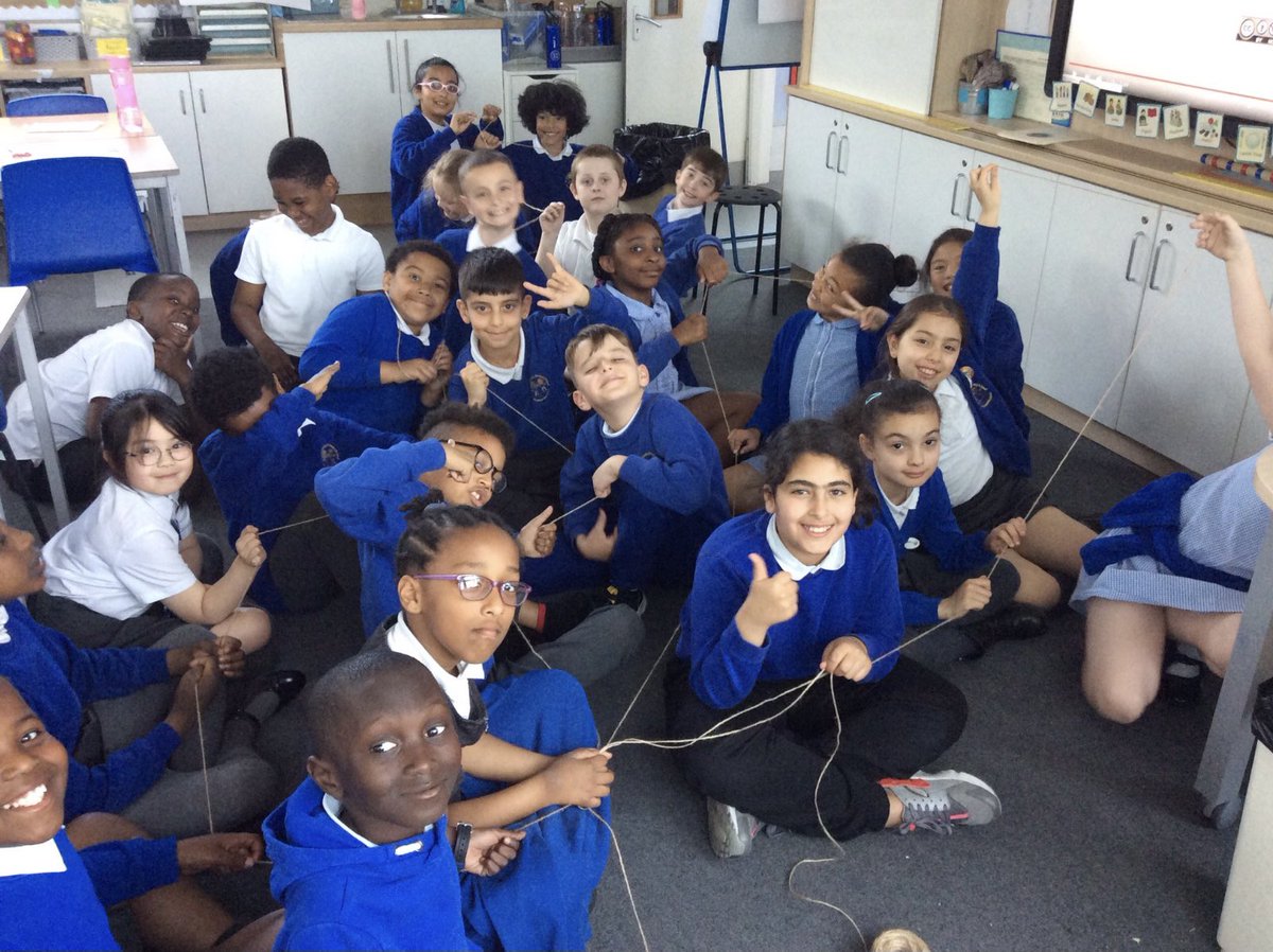MissDuffyYear45's tweet photo. Year 4 loved looking at how the internet works. We explored how all devices using the internet are connected in some way and we used string to represent this and discussed what would happen if the connection was broken💻 @4silverbirch https://t.co/n2OUgXL4EI