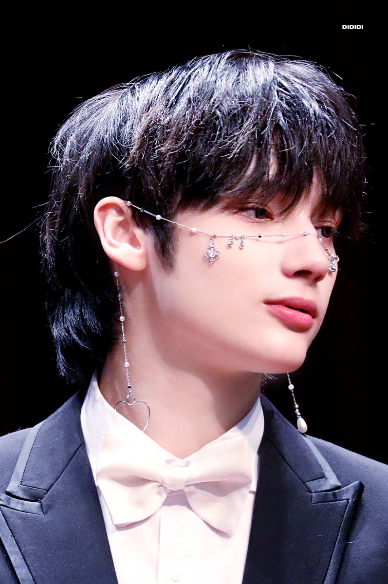 D_I_D_I_D_I's tweet photo. 220515
#휴닝카이 #HUENINGKAI #TXT

아름다와.. https://t.co/2IzUtRuiCM