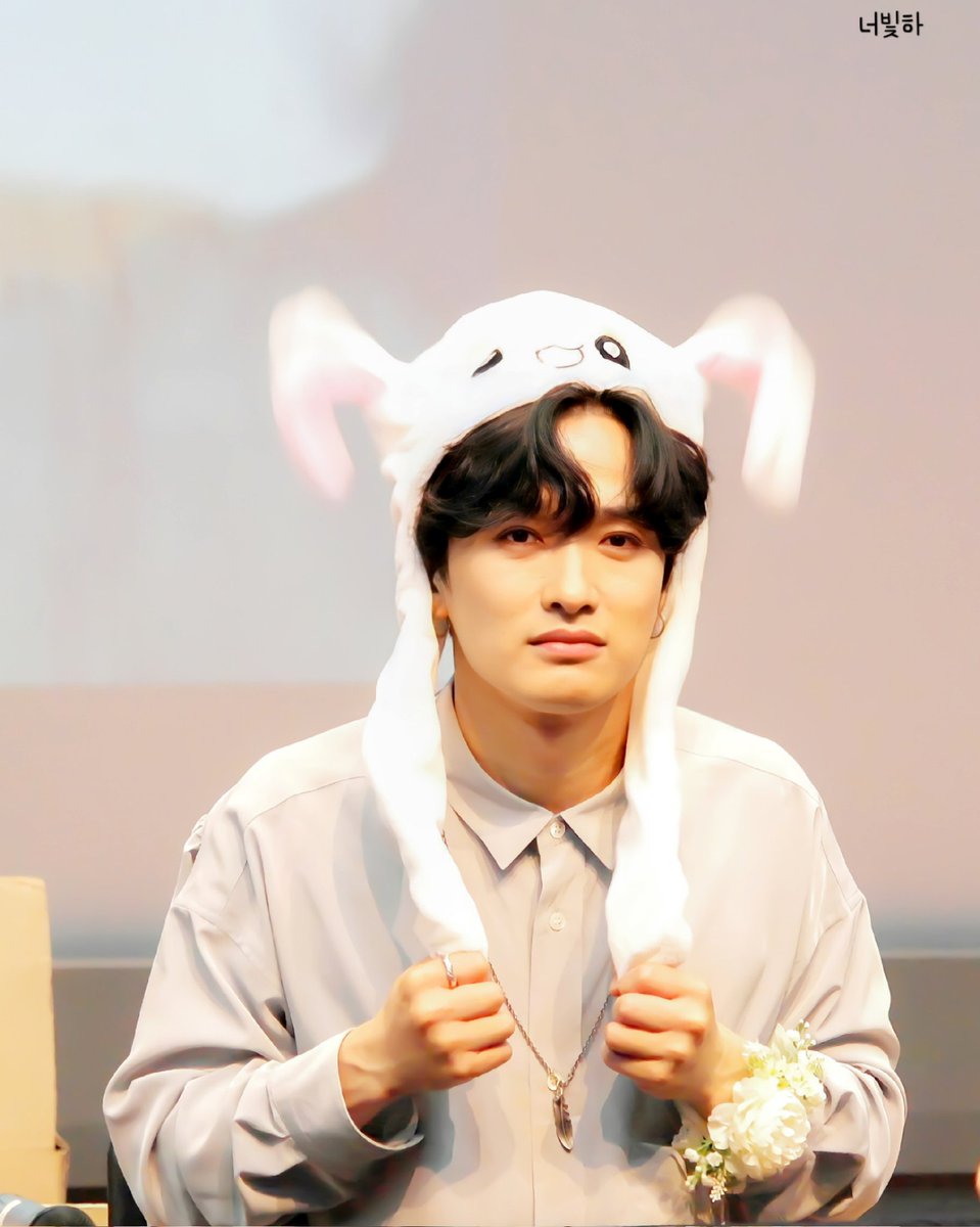 토끼가 되버린 덕람쥐씨
#김재덕 #jwalk