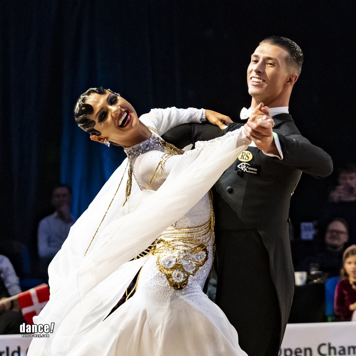 wdsfdancesport's tweet photo. Dream. ✨
Just for one time.
You have the opportunity to dance your favorite #standarddance with ANYONE in the world. 🙆‍♀️
Who would that be? 💃
#WeAreDanceSport 

📷 Reinhard Egli 
#WDSF #standarddance #dancesport https://t.co/ODS13CBmFE