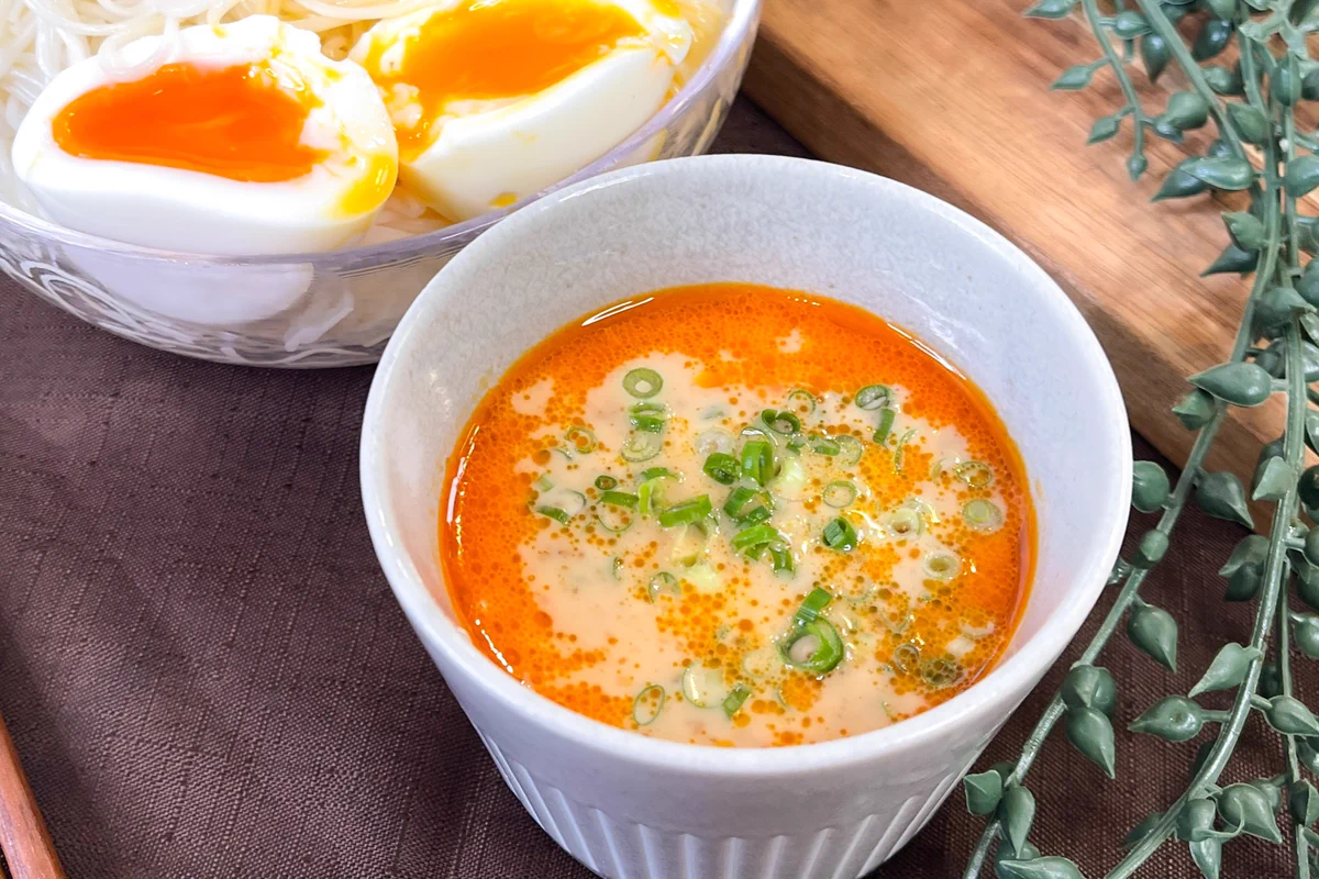 いつものそうめんに飽きた方必見！そうめんで作る『ピリ辛つけ麺風』