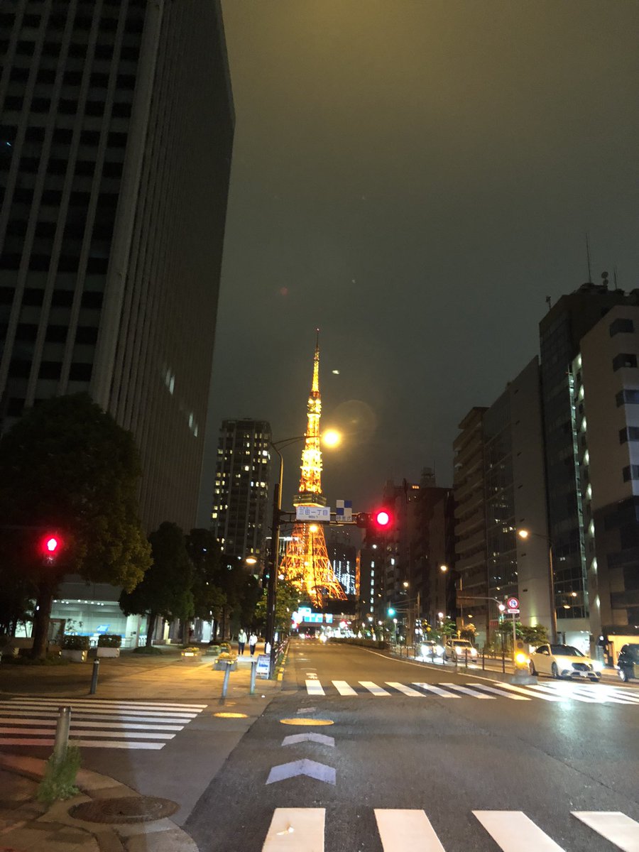 DayLight_fda12's tweet photo. こんばんは！

気分転換に東京タワーまで散歩しに行きました🗼
午前中は雨でしたが、午後は止んでよかったです☺️

今週も1週間頑張ります👊 https://t.co/SIQvIIqDZL