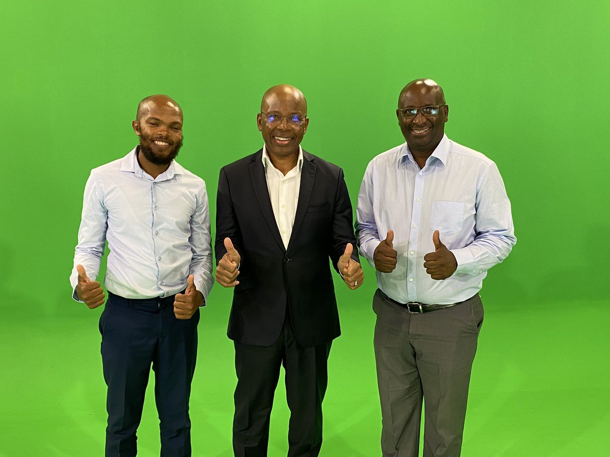 mteton's tweet image. My final Altron results presentation supported by the A team. #AltronResults2022 #ThereWhenItMatters