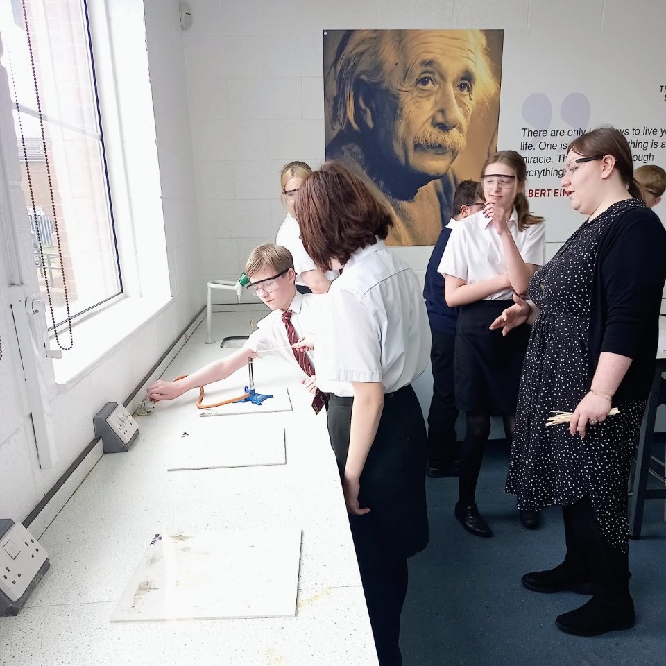 PATKingsSchool's tweet photo. 9Y4 really enjoyed learning about complete combustion and incomplete combustion in #Science last week. Great work everyone! π₯ π₯½ #sciencepractical #practicallesson #ThisIsKings https://t.co/ACwSf5DaQ0