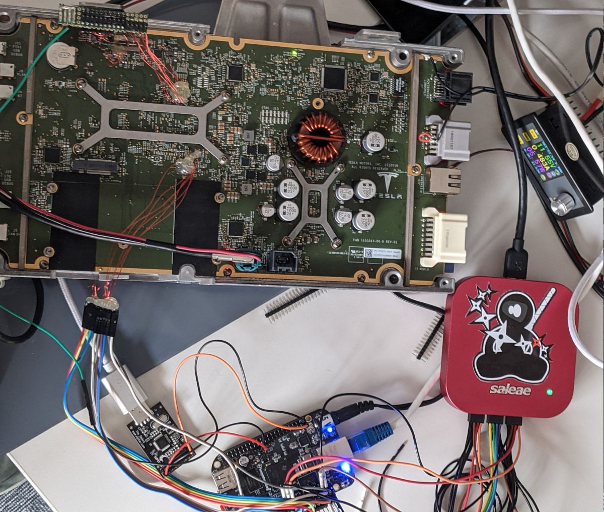 After many days (and nights!) of hard work, we're really proud to see <a href="/_p0ly_/">David B</a> and <a href="/vdehors/">vdehors</a> target the <a href="/Tesla/">Tesla</a> Model 3 at #Pwn2Own! Draw will take place on Tuesday, send us all your good vibes 💪