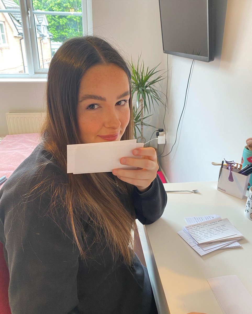 StacyFranwick's tweet image. Cannot quite believe our beautiful, talented, dedicated, gorgeous girlie is heading to school today for her first GCSE! The nearing of the end of an era but the start of a new exciting journey! Do your best and remember that YOU define who you are 💕 Best of luck @BambiFrancis