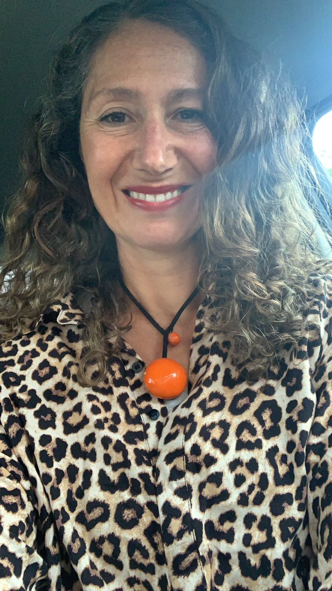 happypract's tweet photo. Proud to represent @thewellbeinggen today delivering Managing Your Mind workshop @OxYouth #YouthInMind - hope to see you there!:) @BeFreeYC @oxrestore https://t.co/5luMboiWqV