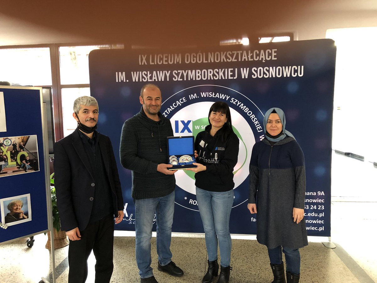 MalatyaBilsem's tweet photo. Twitter Haberi: Erasmus+ KA227 "Creating Spaces for Creativity" projesinin Polonya'da gerçekleşen 2. Ulusötesi Toplantısına 3 öğretmen arkadaşımızla katılım sağladık. #spacesproject #türkiye ulusal ajansı @spaces_project_ @ulusalajans @BilsemMeb @MalatyaMem @yesilyurtmem44 https://t.co/Ba8XXdcl38