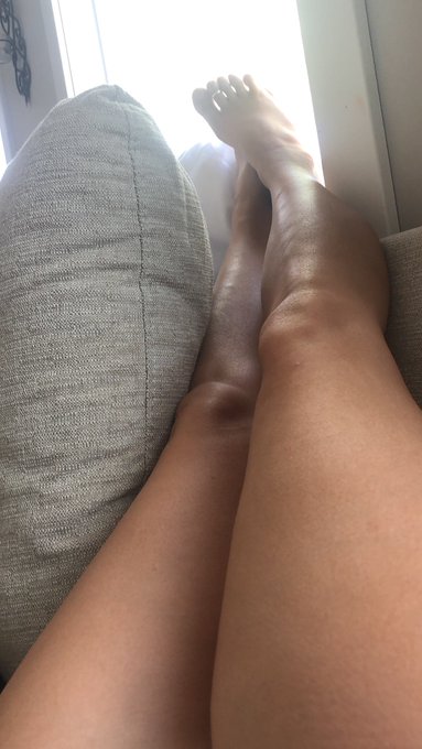 Come n play with me on my #onlyfans #handjobs #footjobs and more !!! I haven&rsquo;t let my fans down yet 😉<a href="/tag/onlyfans"class="tags">#onlyfans</a><a href="/tag/handjobs"class="tags">#handjobs</a><a href="/tag/footjobs"class="tags"><span>#footjobs</span></a>