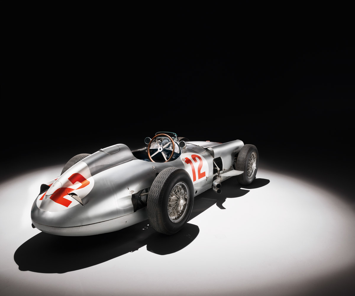 OctaneDE's tweet photo. Fotos Tim Andrew

DER EINZIGE MERCEDES-BENZ W 196, DER SICH NICHT IN EINEM MUSEUM BEFINDET, IST ZUGLEICH DER, MIT DEM JUAN MANUEL FANGIO SEINEN ZWEITEN WM-TITEL ERRANG.
Doch

https://t.co/lp4iBmZCef https://t.co/vSqYBkQ3QE