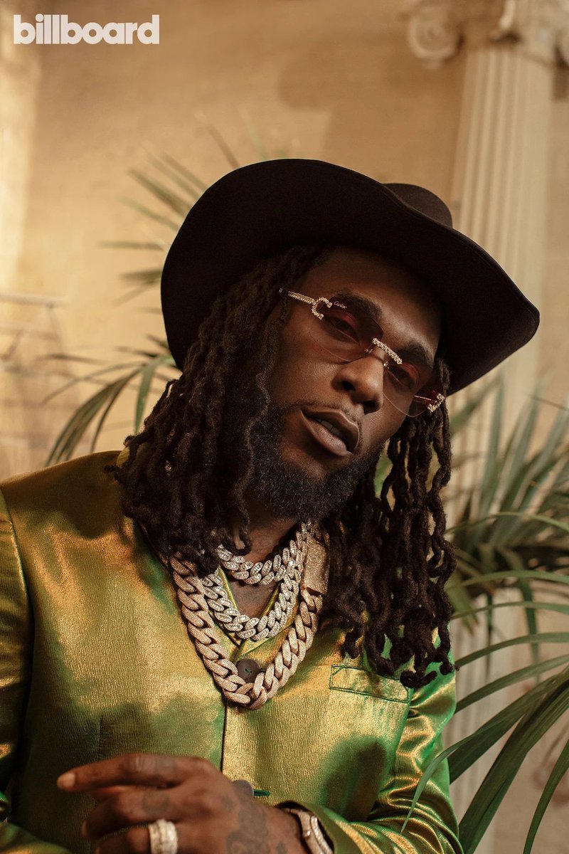 the_Lawrenz's tweet photo. I want to summarize Burna Boy's  'Last Last' song lyrics for s!mpletons who do not understand good music.

Burna Boy opens the song with a chant stating it iscommon knowledge that heartbreak does not respect anybody "Everybody go chop breakfast"

Then Burna Boy goes into https://t.co/Sp0copiJuh