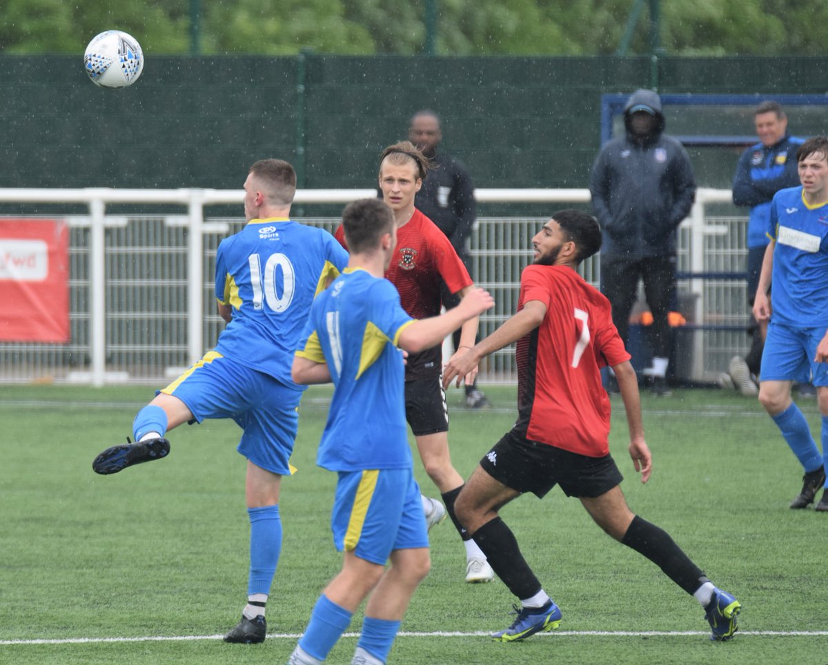 LukeSoley's tweet photo. 11 May, barking abbey v sec, a very tough loss but proud of the effort from all the boys and proud to be part of this team and good luck to everyone staying on and to everyone leaving and to the amazing coaching staff that have helped me grow throughout the 2 years at the college https://t.co/5CoReBvtDb