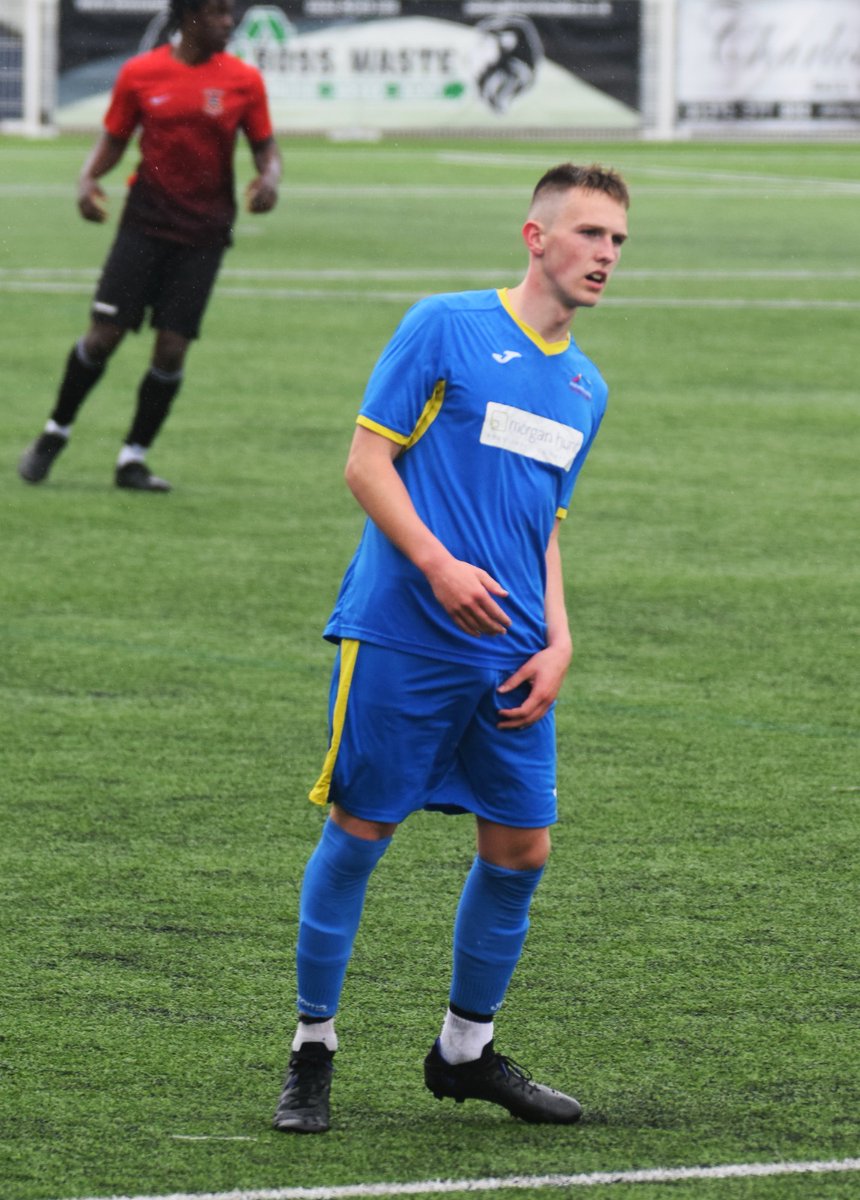 LukeSoley's tweet photo. 11 May, barking abbey v sec, a very tough loss but proud of the effort from all the boys and proud to be part of this team and good luck to everyone staying on and to everyone leaving and to the amazing coaching staff that have helped me grow throughout the 2 years at the college https://t.co/5CoReBvtDb