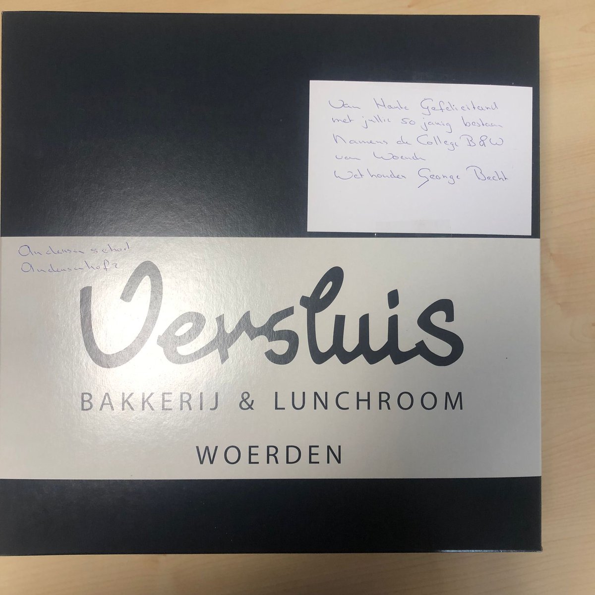 Dank aan <a href="/gemeentewoerden/">gemeente Woerden</a> <a href="/GeorgeBecht/">George Becht</a> voor de attentie! #andersenschool #50jaar #feestje #hiephiephoera