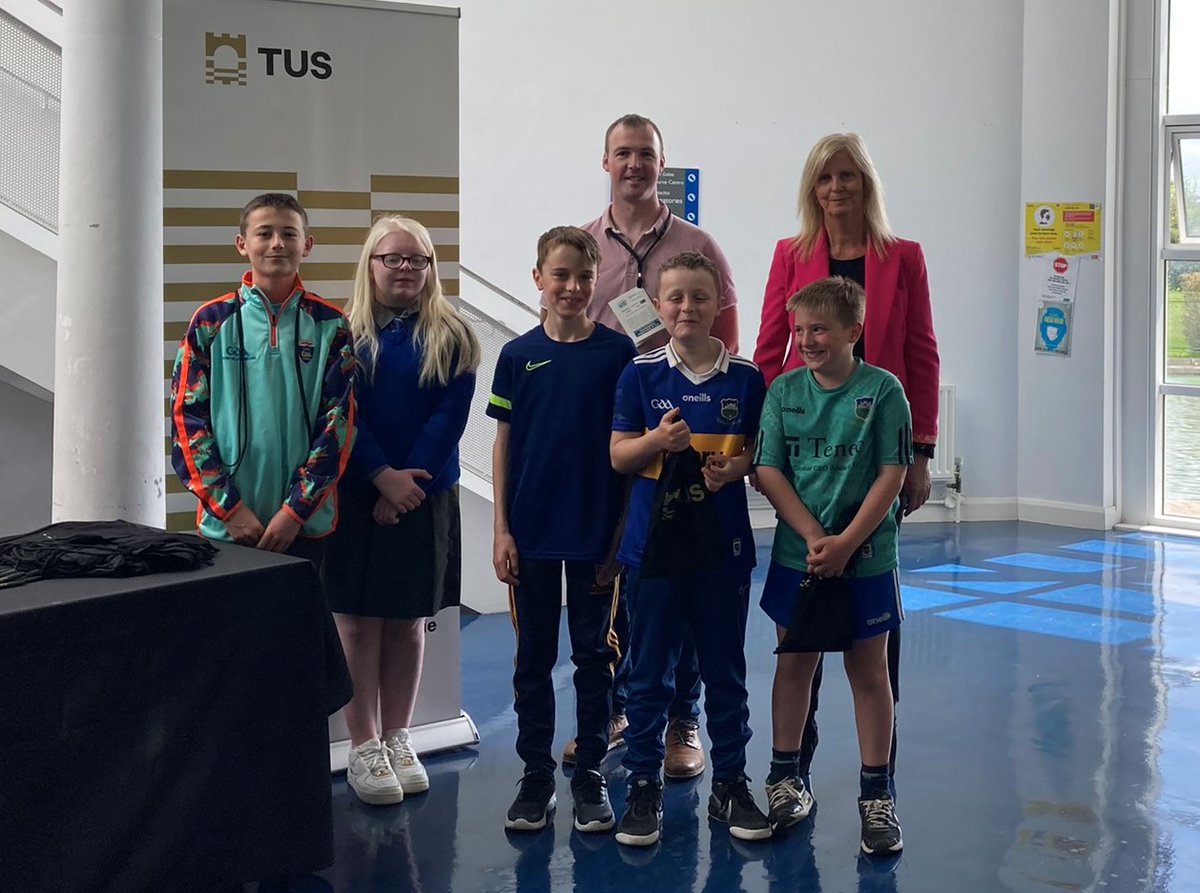 Thanks very much to <a href="/pamelaaobrien/">Pam</a> for inviting us to showcase at the ICT in Education event in TUS on Saturday. It was a marvelous opportunity for the lucky students of @NaofaScoil. #STEM #SEFstem #edchatie #SEFdigital
@PDST_TechinEd <a href="/PDSTie/">PDST</a> <a href="/ICTedu/">ICT in Education</a> <a href="/cbsthurles/">CBS Thurles - An Edmund Rice School</a> <a href="/Howell_MSFT/">Stephen Howell (he / him)</a>