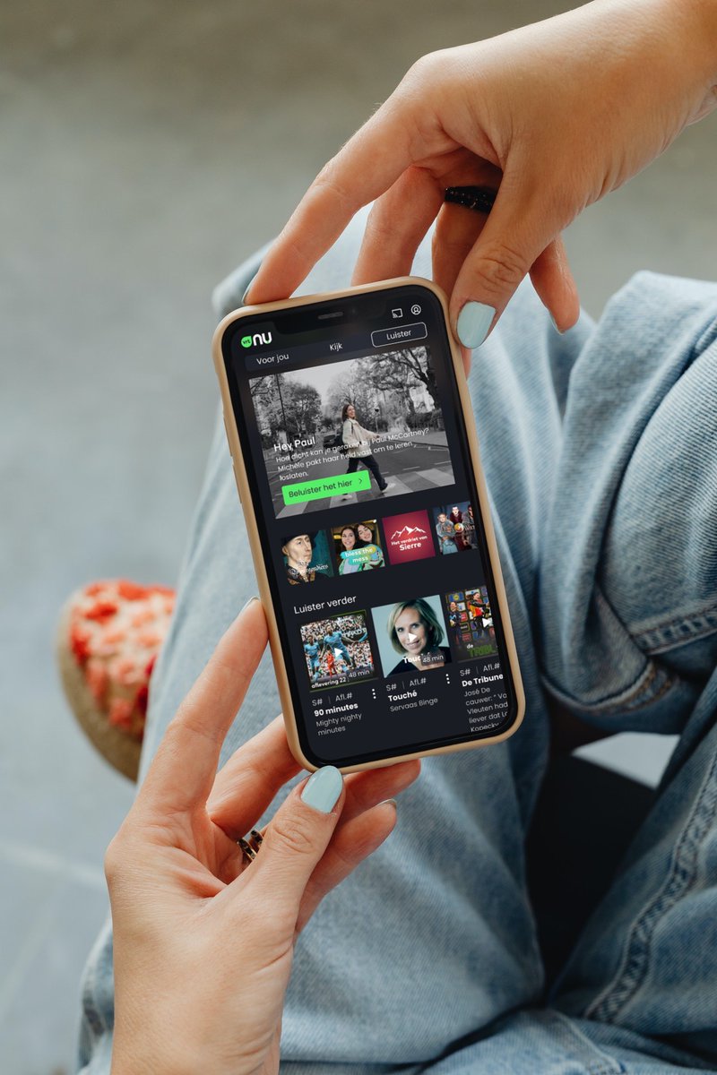 VRT's tweet photo. Al gehoord?👂Vanaf vandaag vind je ook podcasts in de app van @VRT_NU! Luister vanaf nu altijd en overal naar de beste en mooiste verhalen van VRT, in één app. 🎧📲 https://t.co/PGi0yiWtVi