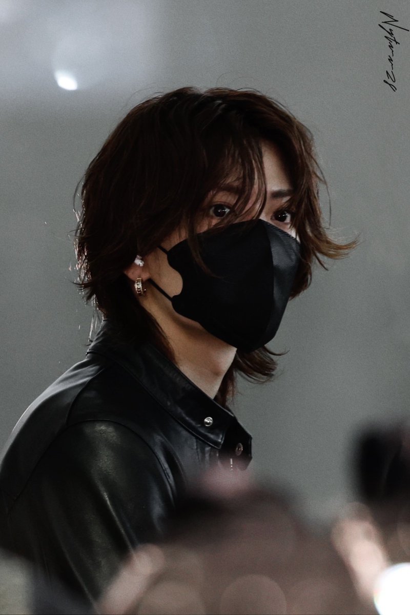 2828nytmm's tweet photo. 𝐵𝑙𝑎𝑐𝑘 𝐾𝑛𝑖𝑔𝘩𝑡🥀

#YUTA #유타 
#ユウタ #NCT127 https://t.co/Q0oU9WckJn