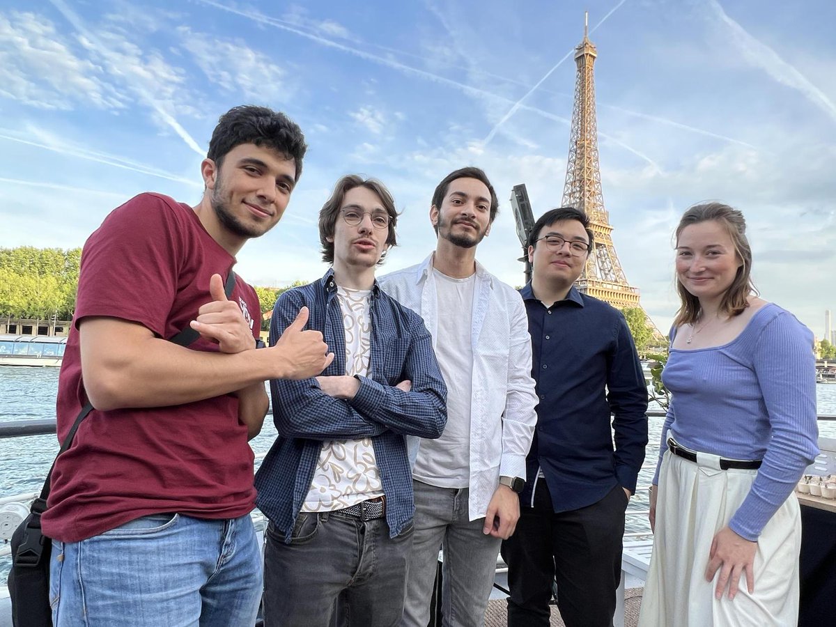 ynov_bordeaux's tweet image. Retour sur la finale de la 4e édition du #Wavegame.

Bravo à Lucas, Romain, Jonathan, Gabriel et Léa de 200IQMulus qui repartent avec la médaille de bronze !

De même pour Anthony, Thomas, Adrien, Yohan, Pierre et Steven des Pires Hat qui cette année s&apos;offrent une belle 3e place
