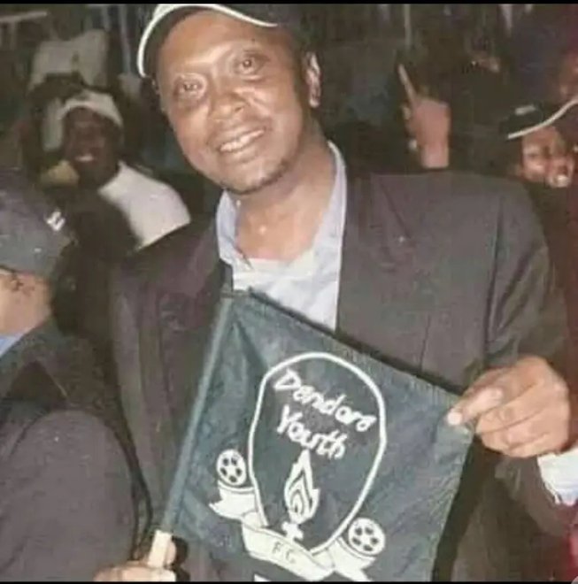 Merchantofposi1's tweet photo. Ifikie Mr. President Jayden Mwenyewe... Dandora Youth Football Club tunakuhitaji kwa sana...umekua wetu tangu kitambo budaa 👊🙏 https://t.co/n13JwuZRPg